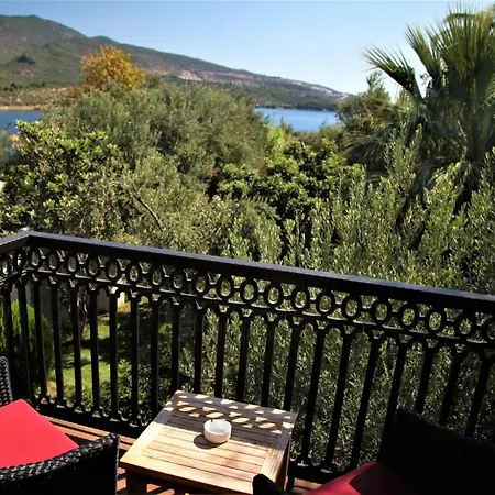 Oliviera Private Island - Kalem Island 4*