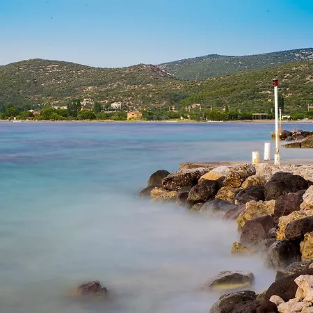 Oliviera Private Island - Kalem Island