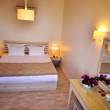 Oliviera Private Island - Kalem Island 4*