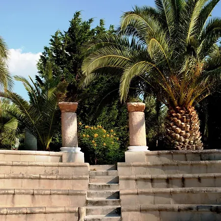 Oliviera Private Island - Kalem Island Hotell