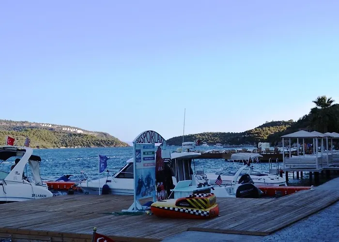 Отель Oliviera Private Island - Kalem Island 4*