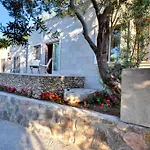 Oliviera Private Island - Kalem Island 4*
