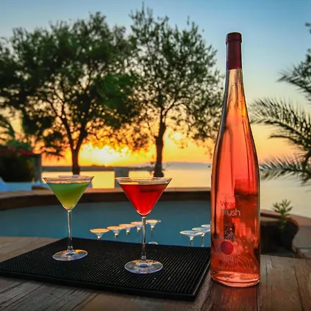 Oliviera Private Island - Kalem Island Hotell