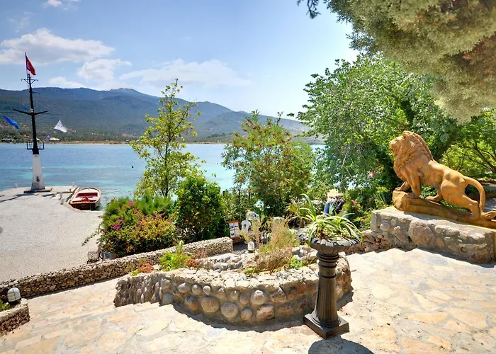 Oliviera Private Island - Kalem Island