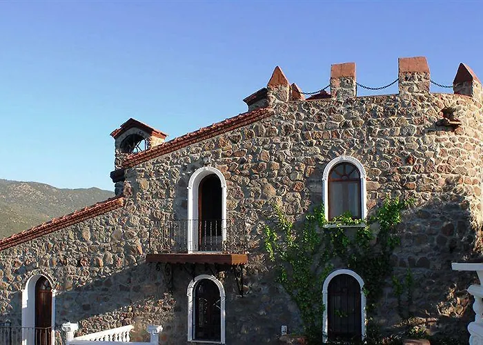 Oliviera Private Island - Kalem Island