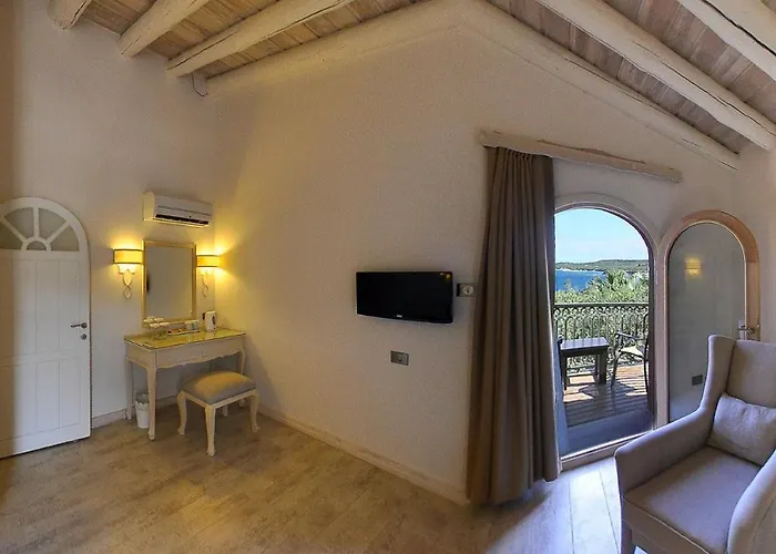 Oliviera Private Island - Kalem Island 4*